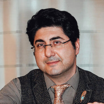 Albert Mamriev, Piano 