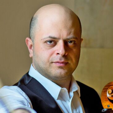 Alexander Chaushian, Cello 